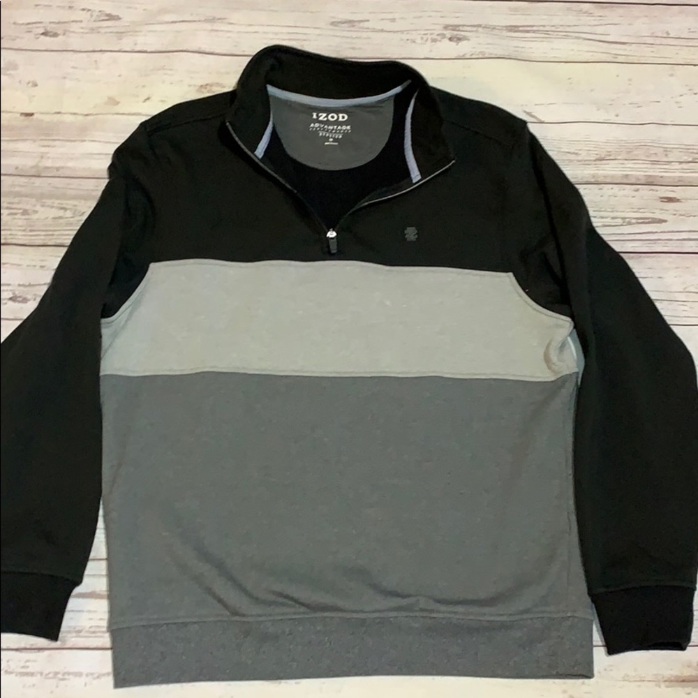 Men’s izod sweatshirt size M